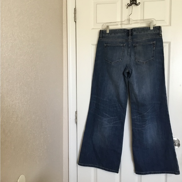 Express Medium Wash Wide Leg Ankle Jeans Size 8S - Picture 2 of 10